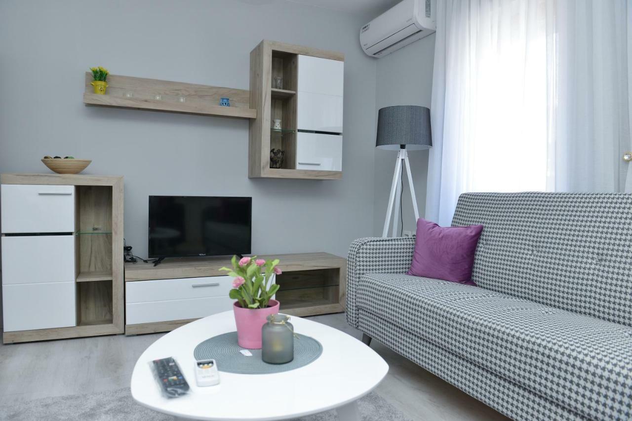 Apartman Filip Novi Pazar Exteriér fotografie